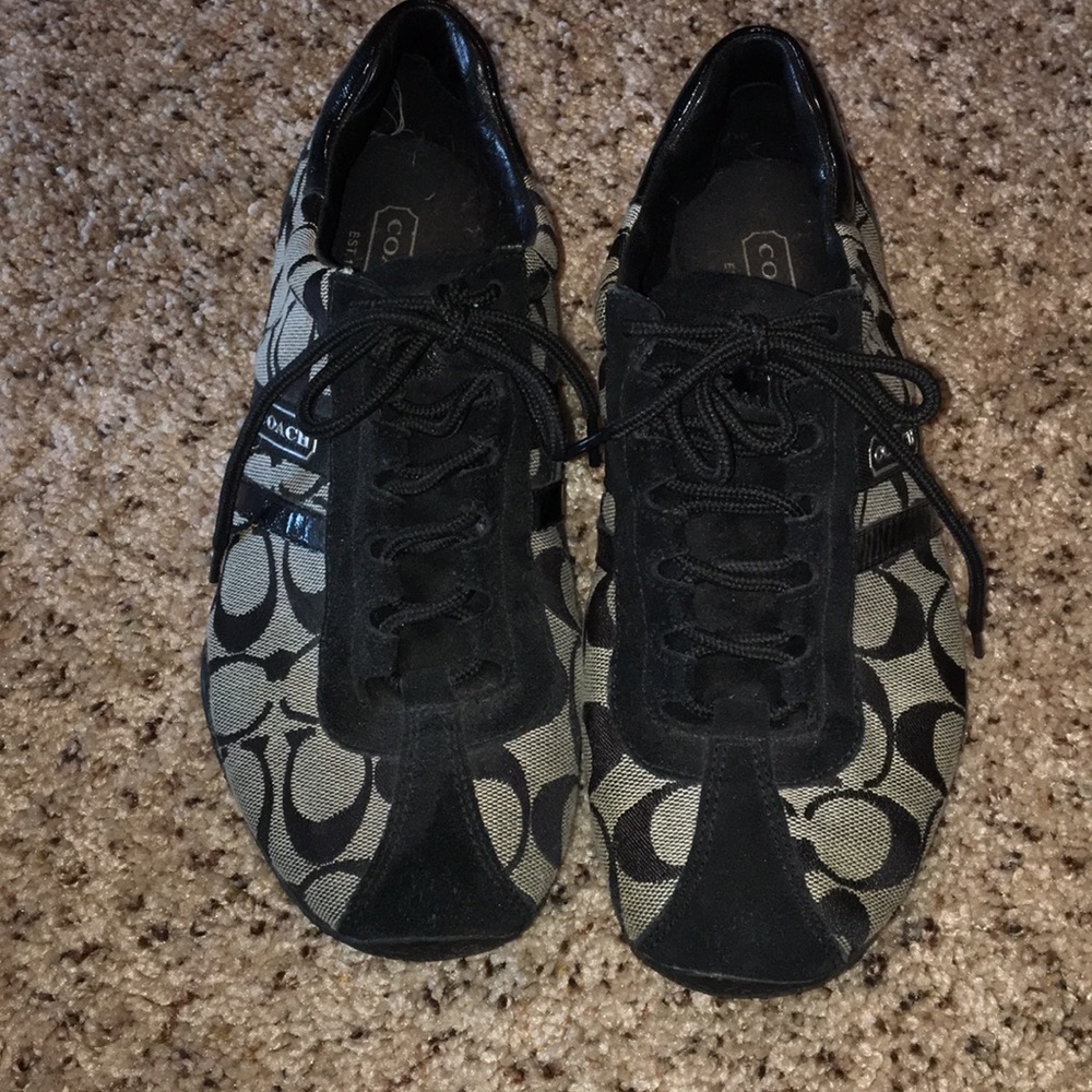 Coach tennis shoes size 8.5